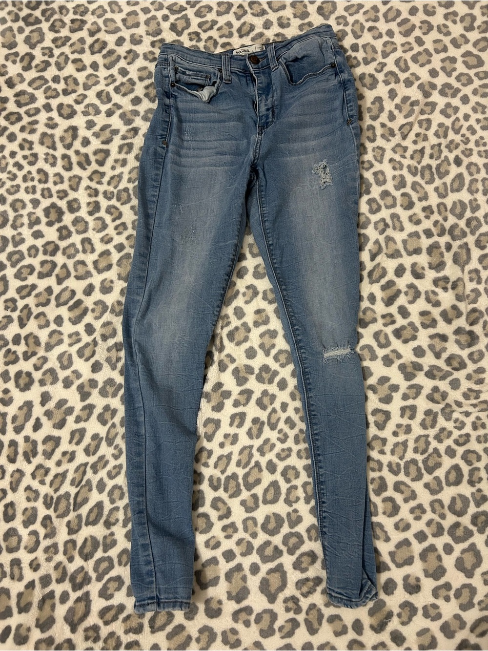 Mudd size 5 Light Blue Distressed Women's Skinny Jeans
